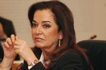 Συνάντηση της Ντ.Μπακογιάννη με την Χίλαρι Κλίντον την Τετάρτη στην Ουάσινγκτον