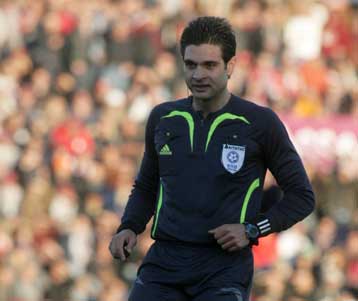 Ο Σπάθας διαιτητής του «αιώνιου» ντέρμπι στο Καραϊσκάκη