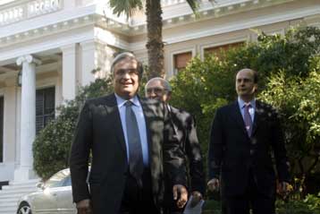 Στροφή στην οικονομία επιχειρεί η κυβέρνηση με Υπουργικό Συμβούλιο την Πέμπτη