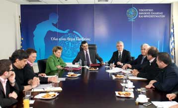 Θετικοί οι ιδιωτικοί εκπαιδευτικοί για συμμετοχή τους στο διάλογο για την Παιδεία