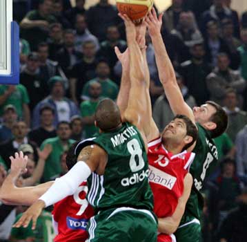 Ωρα Ευρώπης πριν την… αιωνιότητα για Παναθηναϊκό και Ολυμπιακό