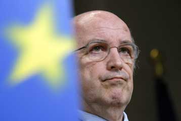 Μηδενική, κατά τον Χ.Αλμούνια, η πιθανότητα εξόδου κράτους-μέλους από την Ευρωζώνη