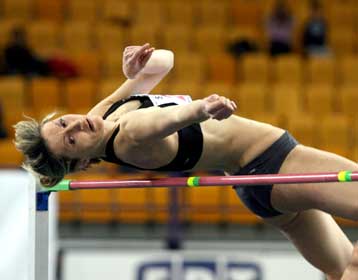 Όριο η Στεργίου στο άλμα εις ύψος, πανελλήνιο ρεκόρ στα 60μ. εμπόδια ο Δουβαλίδης