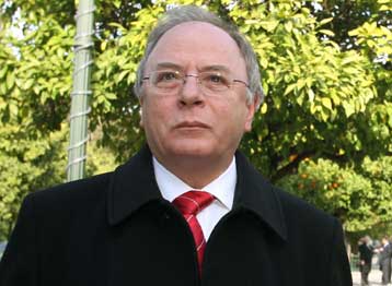 Παρέμβαση Μπάγια για την απόδραση με αιχμές για τους χειρισμούς του υπουργείου