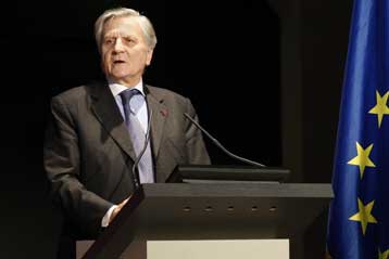 Συγκράτηση μισθών προτείνει ο Τρισέ στις χώρες της Ευρωζώνης