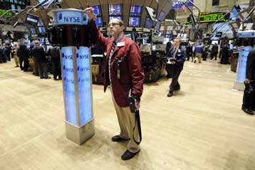 Σε πτώση και πάλι οι δείκτες σε ΗΠΑ και Ευρώπη