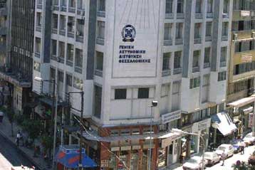 Κακοποίηση από αστυνομικούς καταγγέλλει νεαρός στη Θεσσαλονίκη