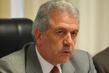 Εξώδικα και προσφυγές μετά την παύση του ΔΣ του Πανελλήνιου Ιατρικού Συλλόγου