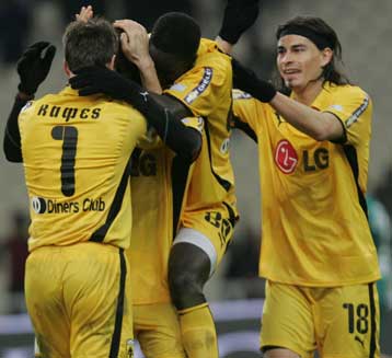 Δεν πουλάει η ΑΕΚ από… μόνη της