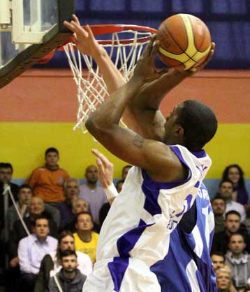 Τραυματίστηκε ο Ντάνιελς, δεν ανησυχεί ο Πιλαφίδης