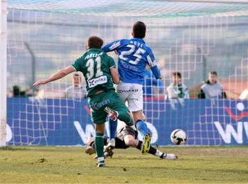 Βήμα παραμονής από τον Λεβαδειακό που είχε το… ρόπαλο κόντρα στον Ηρακλή