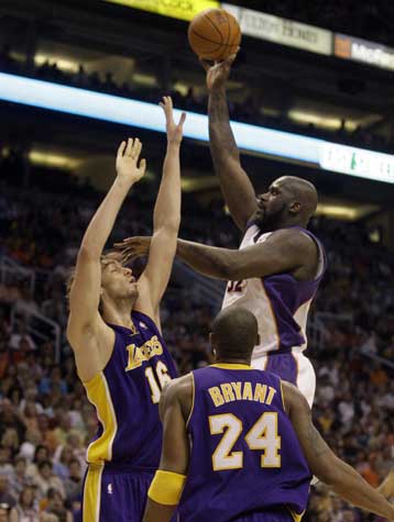 Ο Σακίλ πήρε εκδίκηση από τον Κόμπι, ήττα των Σέλτικς από τους Πίστονς