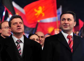 Καταδικάζει τα επεισόδια αλλά και την ταξιδιωτική οδηγία ο πρωθυπουργός της ΠΓΔΜ