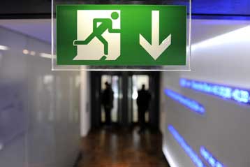 Καθίζηση για άλλη μία μέρα στα ευρωπαϊκά χρηματιστήρια, με πρώτο το Λονδίνο