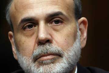 Νέες εξαγορές και μεγαλύτερες κρατικές ενέσεις ρευστότητας βλέπει ο Μπερνάνκι