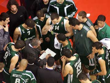 Oι 20.000 Σέρβοι δεν φοβίζουν Ομπράντοβιτς και Πέκοβιτς