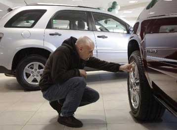 Στο 41% η πτώση πωλήσεων στην αμερικανική αγορά αυτοκινήτου τον Φεβρουάριο