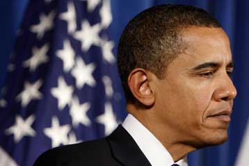 Αυστηρή παρέμβαση Ομπάμα κατά των δαπανηρών αμυντικών συμβολαίων