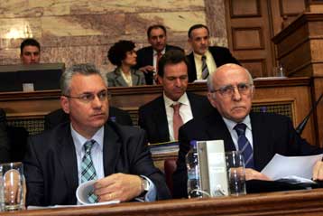 Υψηλοί τόνοι στη Βουλή στη συζήτηση για το χωροταξικό σχέδιο για τον τουρισμό