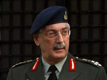 Αλλαγή φρουράς σε σημαντικές διοικήσεις των Ενόπλων Δυνάμεων