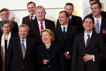 Ρεαλιστική επαναπροσέγγιση ΝΑΤΟ – Ρωσίας έξι μήνες μετά τον πόλεμο στον Καύκασο