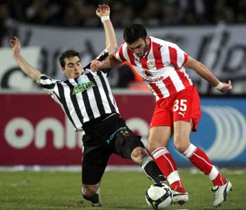 Πονάει ο Τοροσίδης, προβλήματα στον Ολυμπιακό ενόψει ΠΑΟΚ