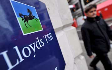 Στην τράπεζα Lloyds με ποσοστό έως και 75% μπαίνει το βρετανικό δημόσιο