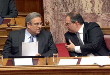 Πακέτο μέτρων εξετάζει η κυβέρνηση για να προλάβει τα χειρότερα της κρίσης