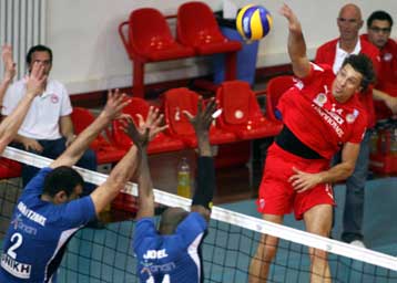 «Λαχτάρησε» ο Ολυμπιακός, αναπτερώθηκαν οι ελπίδες του Απόλλωνα Καλαμαριάς