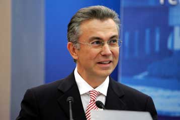 «Δεν έχω λόγο να πω "mea culpa"» για το Βατοπαίδι, δηλώνει ο Θ.Ρουσόπουλος