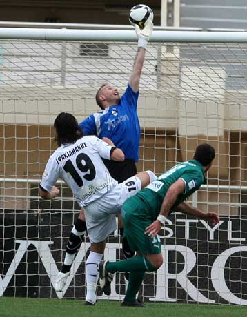 Ο Λεβαδειακός τράβηξε τα… σωληνάκια από τον ΟΦΗ με νίκη 2-0 στην Κρήτη