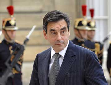 Όλο και πιο κοντά στην επιστροφή στο στρατιωτικό σκέλος του ΝΑΤΟ η Γαλλία