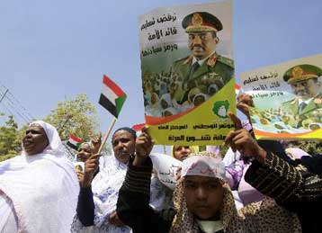 Κλιμακώνεται η βία στο Νταρφούρ με επιθέσεις κατά της ειρηνευτικής δύναμης του ΟΗΕ