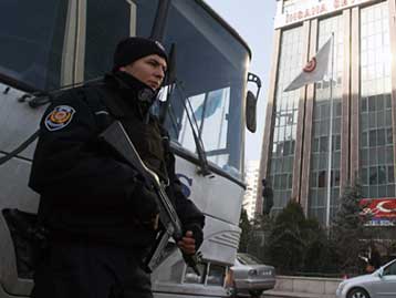 Μπαράζ συλλήψεων κατά αριστερών πολιτών στην Τουρκία