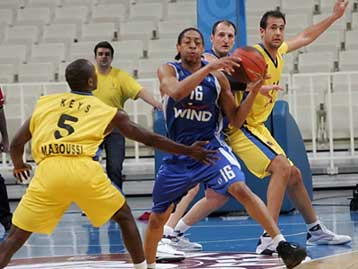 Με φιλικό… ντέρμπι, Πανελλήνιος και Μαρούσι αποχαιρέτησαν το Eurocup