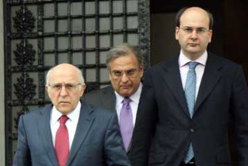 «Ξορκίζει» τα σκληρά μέτρα έως τις ευρωεκλογές η κυβέρνηση