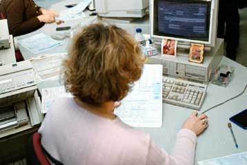 Αντίστροφη μέτρηση για την υποβολή των φορολογικών δηλώσεων