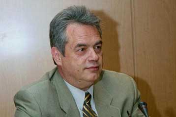 Ο Νίκος Θέμελης στο φόρουμ «Μικρές γλώσσες – Μεγάλες λογοτεχνίες», στη Λειψία