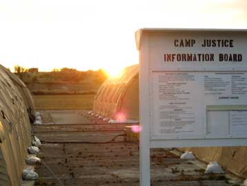 Ο Ντάνελ Φρίντ ορίστηκε υπεύθυνος για το κλείσιμο του Γκουαντάναμο από την Χ.Κλίντον