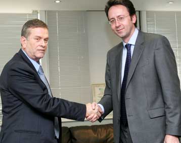 Επανασύνδεση… EΠΟ και Πολιτείας