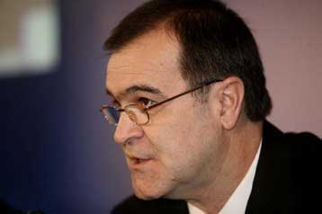 Δεν έχουμε πρόθεση να μεταπωλήσουμε την Ολυμπιακή, λέει ο Ανδρέας Βγενόπουλος