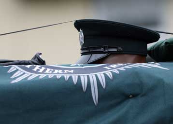 Δεν θα υπάρξει τέλος στη βία, προειδοποιεί ομάδα που συνδέεται με τον Αληθινό IRA