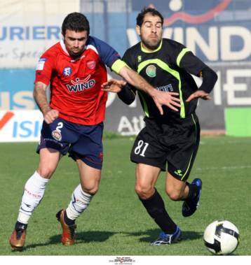 Ανακοίνωση-διάψευση για Μανιάτη από Πανιώνιο