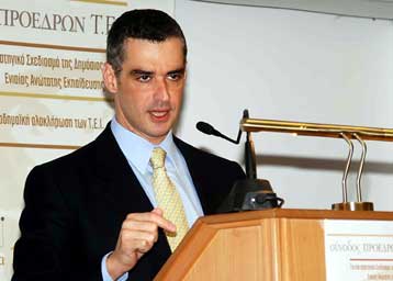 Διάθεση για συνεργασία διέκρινε ο υπουργός Παιδείας στη σύνοδο των προέδρων των ΤΕΙ