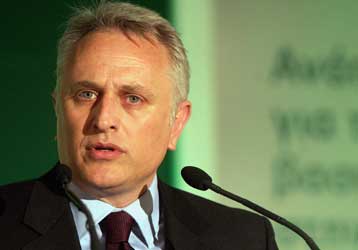 Διπλές κάλπες «βλέπει» στις 7 Ιουνίου ο γραμματέας του ΠΑΣΟΚ