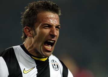 Ολική ανατροπή από τη Γιουβέντους, δύσκολη νίκη της Τζένοα