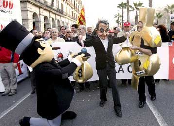 Χιλιάδες Iσπανοί διαδήλωσαν για την ανεργία και τις μαζικές απολύσεις