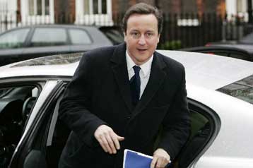 Εγκαταλείπουν το Ευρωπαϊκό Λαϊκό Κόμμα οι Τόρις της Βρετανίας