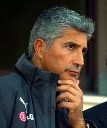 Ο Μανωλάς στη Γαλλία για Μπεργκουνιό και Μασάντο