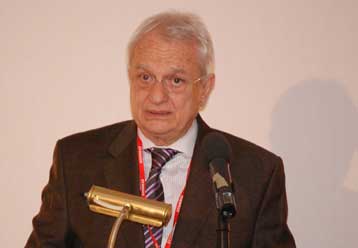 Στο στόχαστρο αγροτών και κτηνοτρόφων και πάλι ο Σωτ.Χατζηγάκης